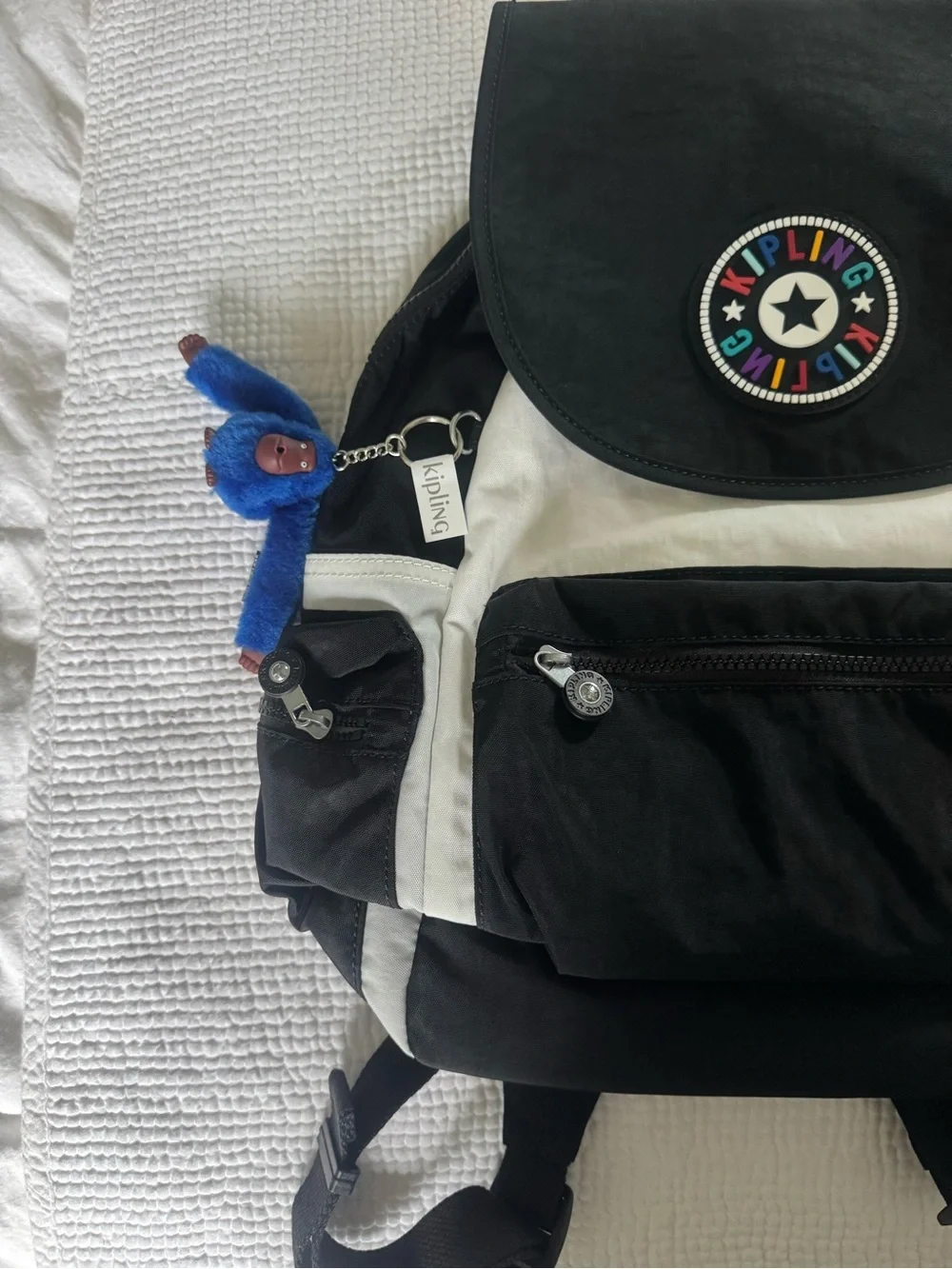 Kipling spacious flap
